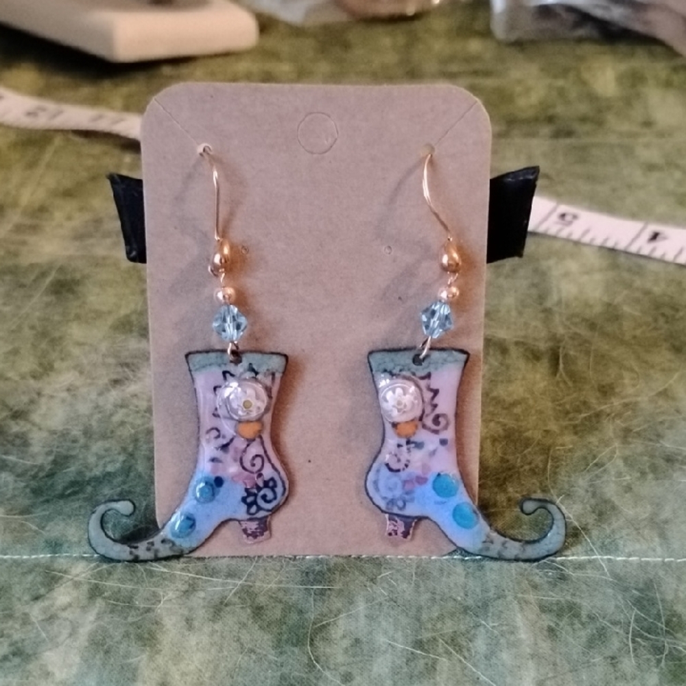 🎃Hand Crafted Witchy Boot-Shaped Earrings With Swarovski Crystal & Copper 🎃
